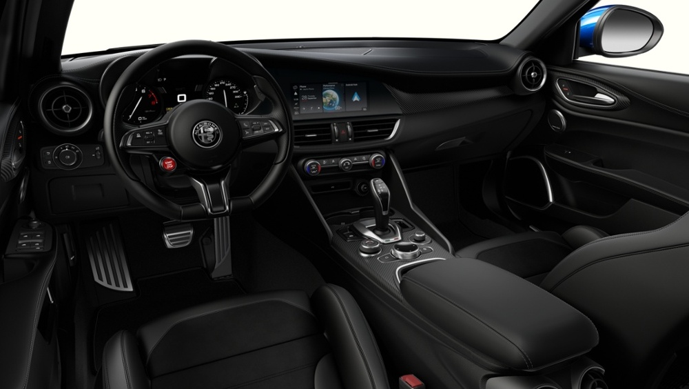Alfa Romeo Giulia Quadrifoglio posto guida