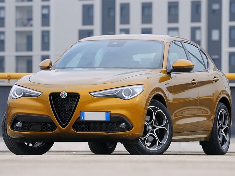 Alfa Romeo Stelvio in noleggio lungo termine