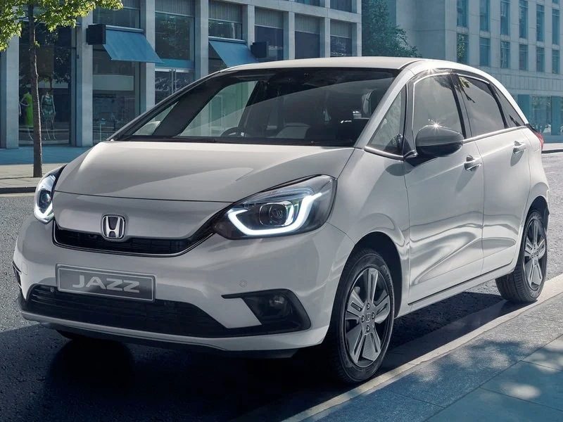 Honda Jazz comfort hybrid a noleggio