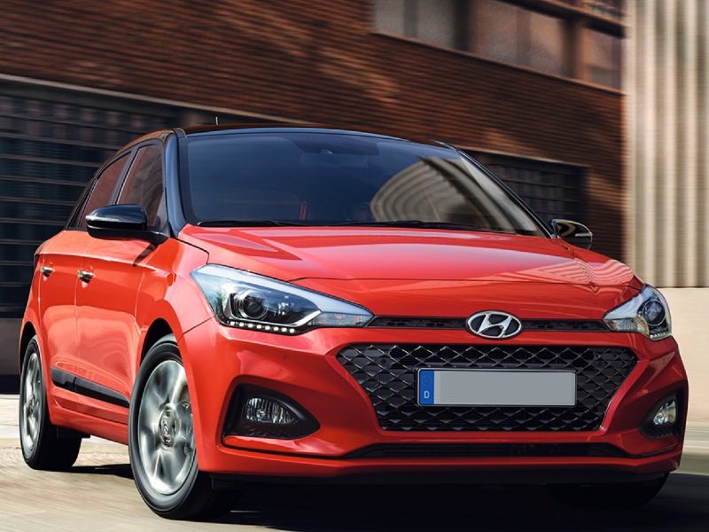 Hyundai I20 rossa GPL a noleggio mod. 2021