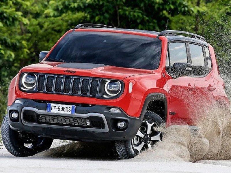 Jeep Renegade red pay per use a noleggio