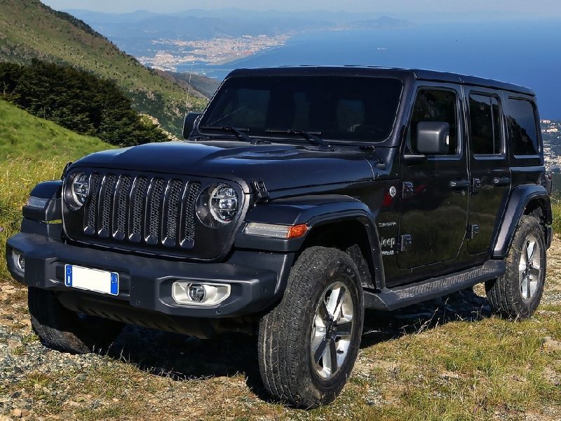 Jeep Wrangler Unlimited sahara a noleggio