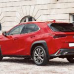 Lexus UX Business rossa lato coda thumbnail
