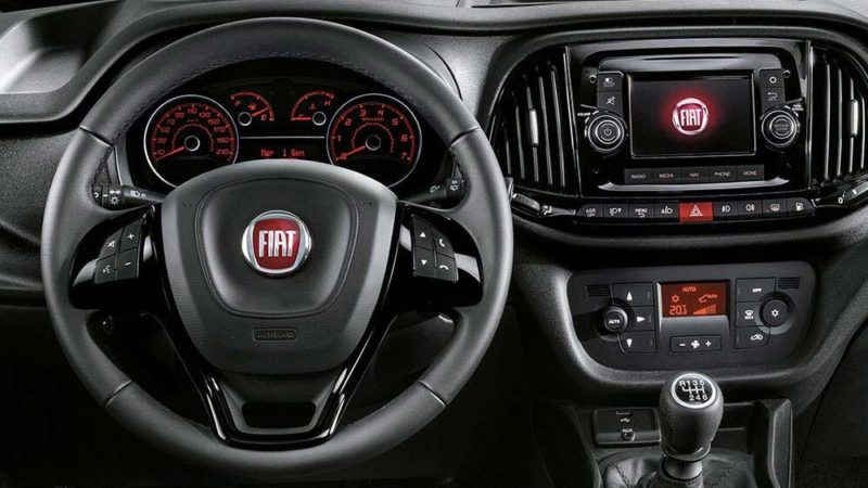 Fiat Doblò cargo interni