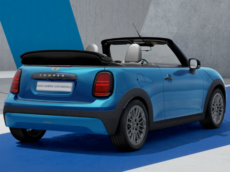 Mini Cooper Cabrio automatica in noleggio lungo termine