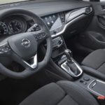 Opel Astra sport tourer sw interni thumbnail