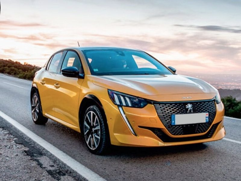 Peugeot 208 noleggio lungo termine