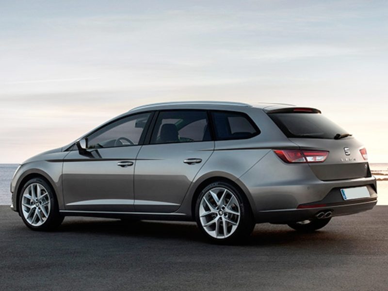 Seat Leon Sportstourer sw a noleggio