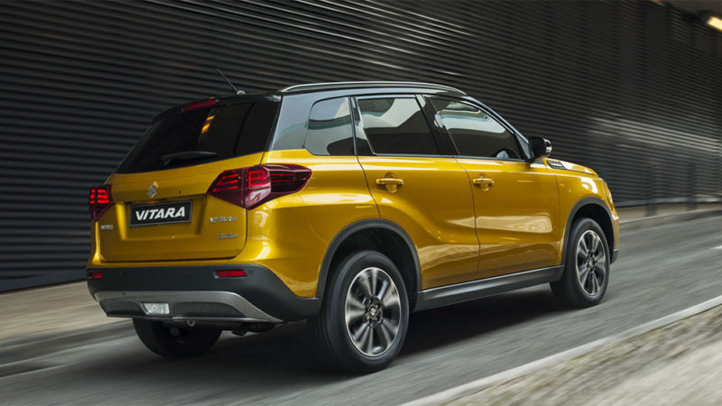 Suzuki Vitara tre quarti posteriore