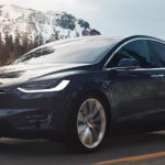 Tesla Model X frontale tre quarti thumbnail