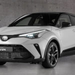 Toyota C-HR vista frontale tre quarti thumbnail