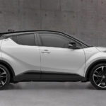Toyota C-HR vista laterale thumbnail