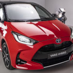 Toyota Yaris vista tre quarti frontale thumbnail