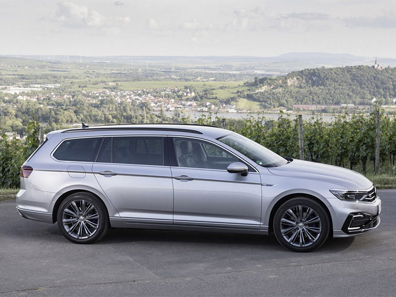 Volkswagen Passat Variant a noleggio