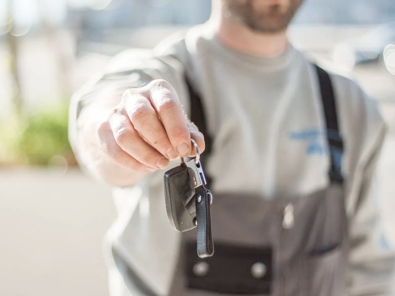 Noleggio Auto per carrozzerie e officine
