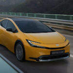 Toyota Prius hybrid davanti thumbnail