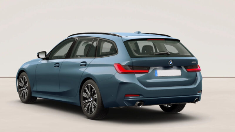 Vista posteriore Bmw 118 d ibrida diesel di colore blu