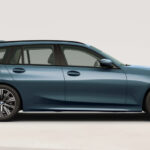 Vista fianco Bmw Serie 1 modello 118d di colore blu thumbnail