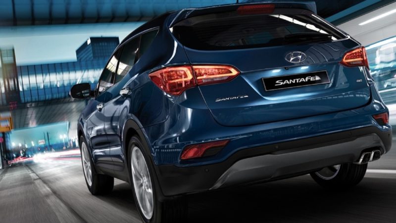 Hyundai Santa Fe Ibrido lato posteriore