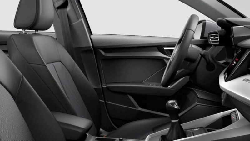 Audi A3 sedan interni