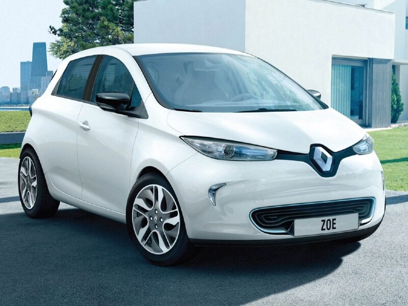 Renault Zoe bianca a noleggio