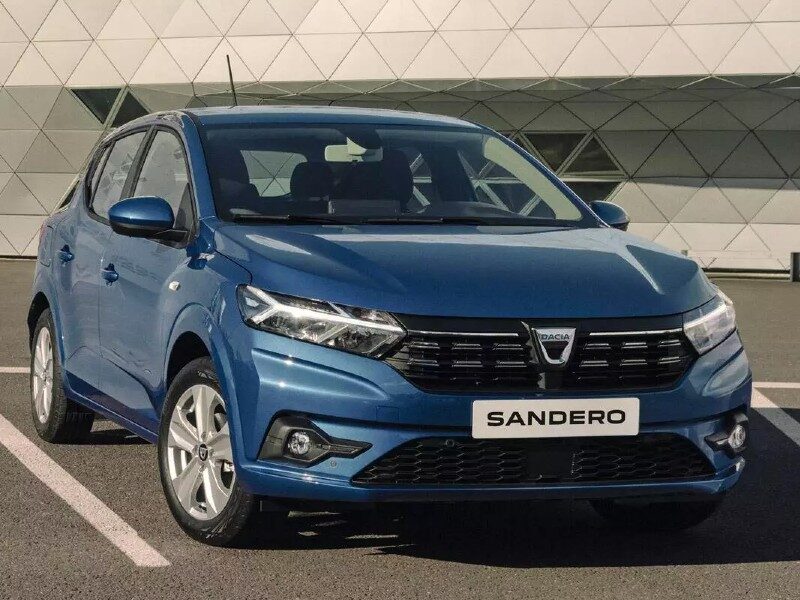 Dacia Sandero noleggio lungo termine