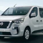 Nissan Primastar bus lato davanti thumbnail
