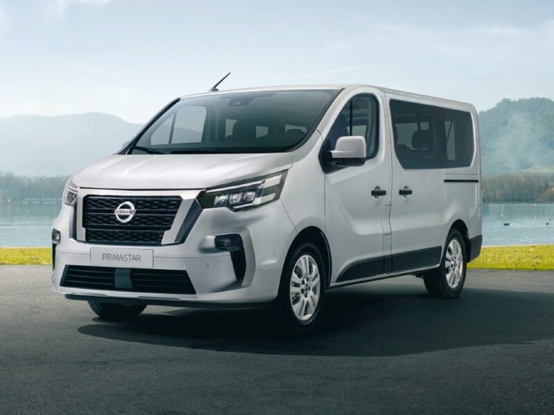 Nissan Primastar bus noleggio lungo termine