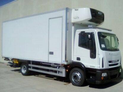 Camion Frigo Iveco Eurocargo 120E22 a noleggio