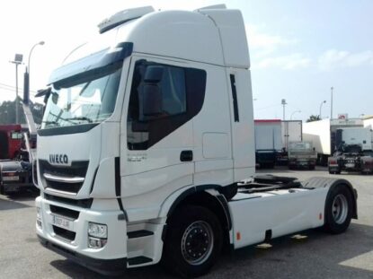 Trattore stradale Iveco Stralis AS 440S46 usato in vendita