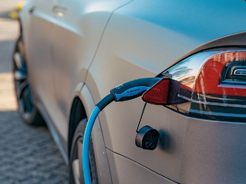 Normativa Europea 2035 auto elettriche