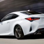 Lexus RC coupé fianco thumbnail