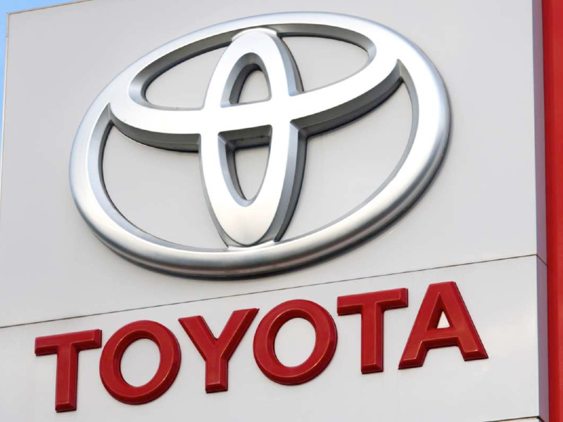 Toyota tempi di consegna auto in noleggio lungo termine