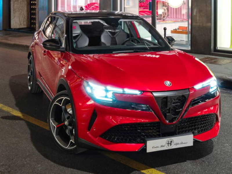 Alfa Romeo Junior noleggio a lungo termine