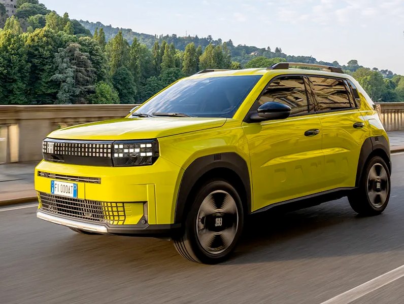 Fiat Grande Panda ibrida per noleggio