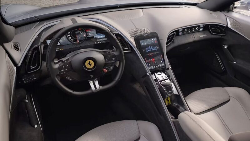 Interni Ferrari Roma a noleggio