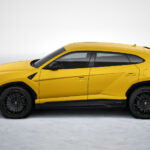 Fianco Lamborghini Urus S per noleggio thumbnail